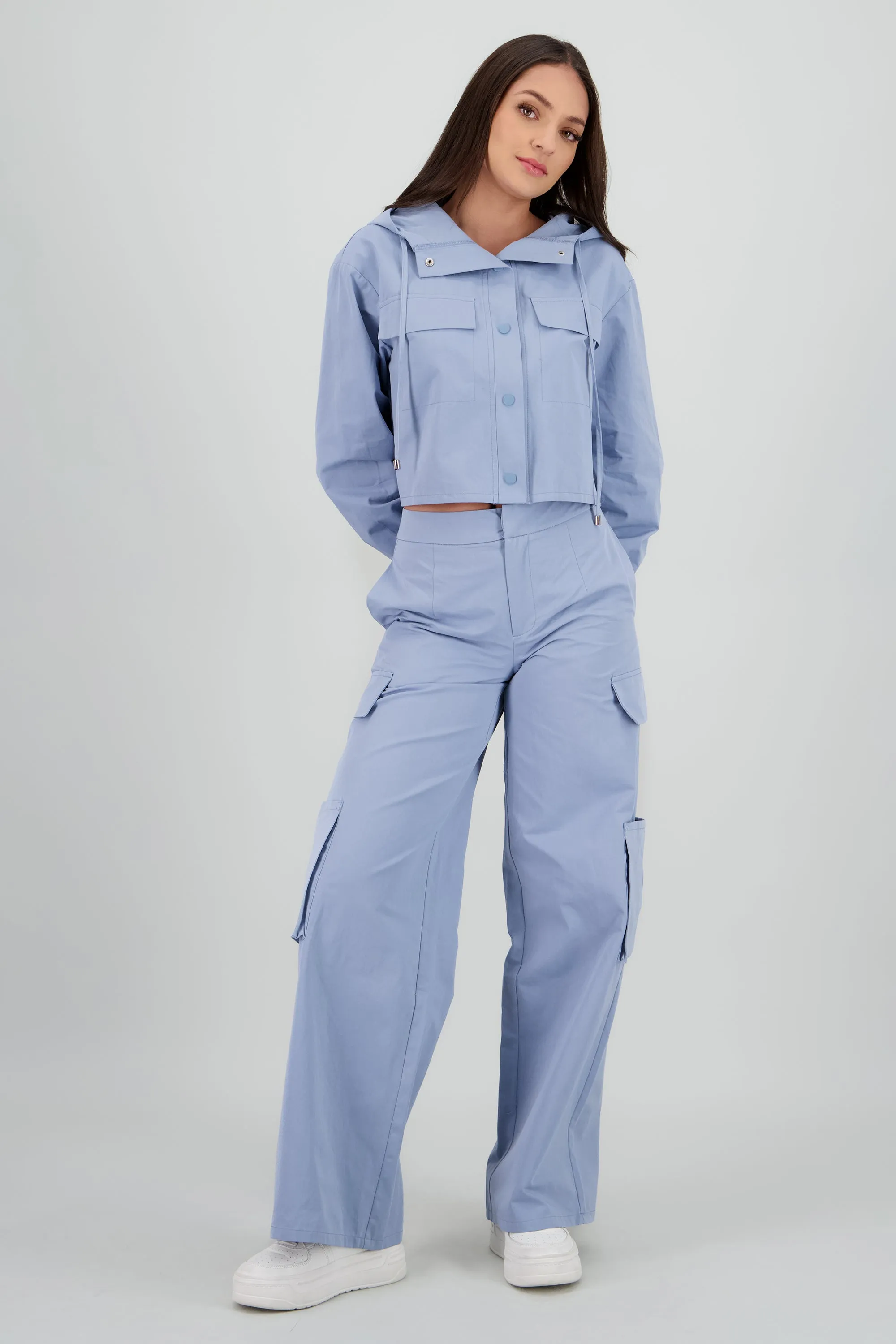 Pantalones cargo sold by Shasa