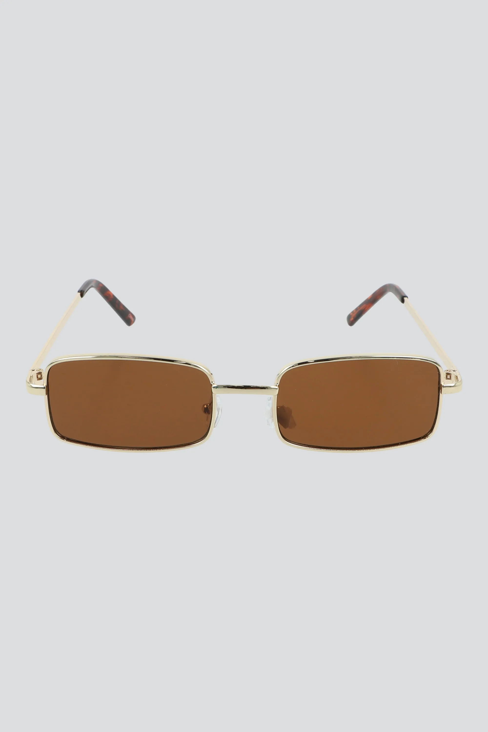Lentes oscuros rectangulares sold by Shasa