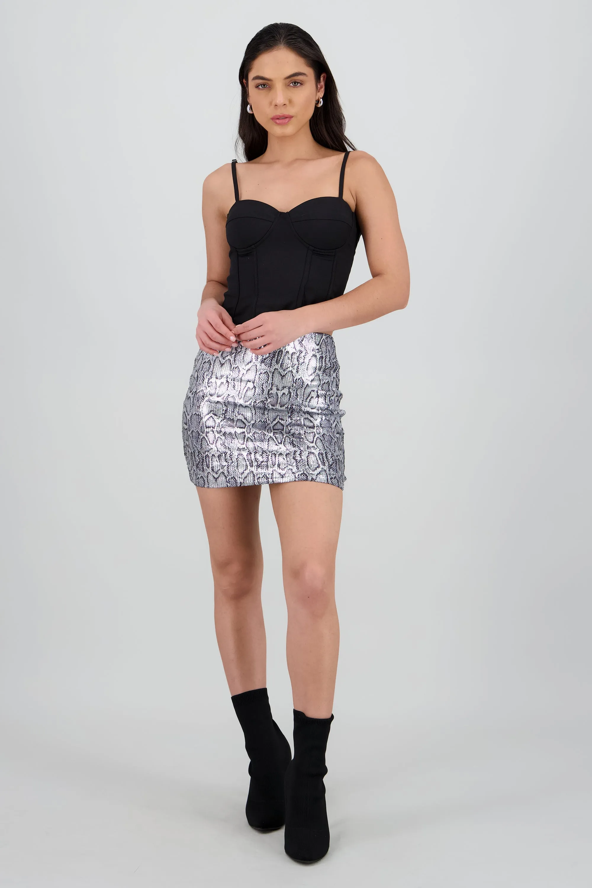 Minifalda lentejuelas estampado serpiente sold by Shasa