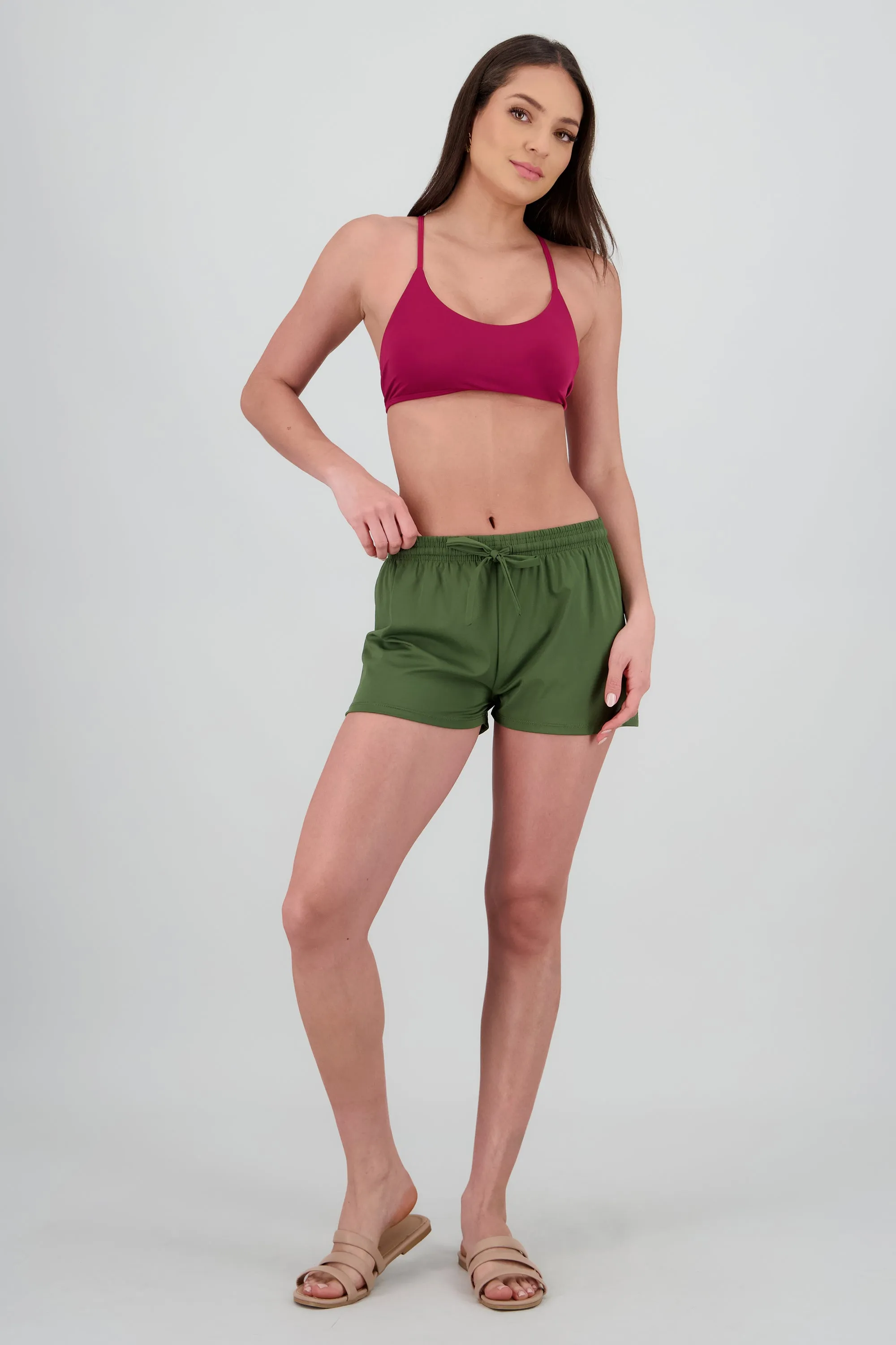 Short fluido sin costuras sold by Shasa