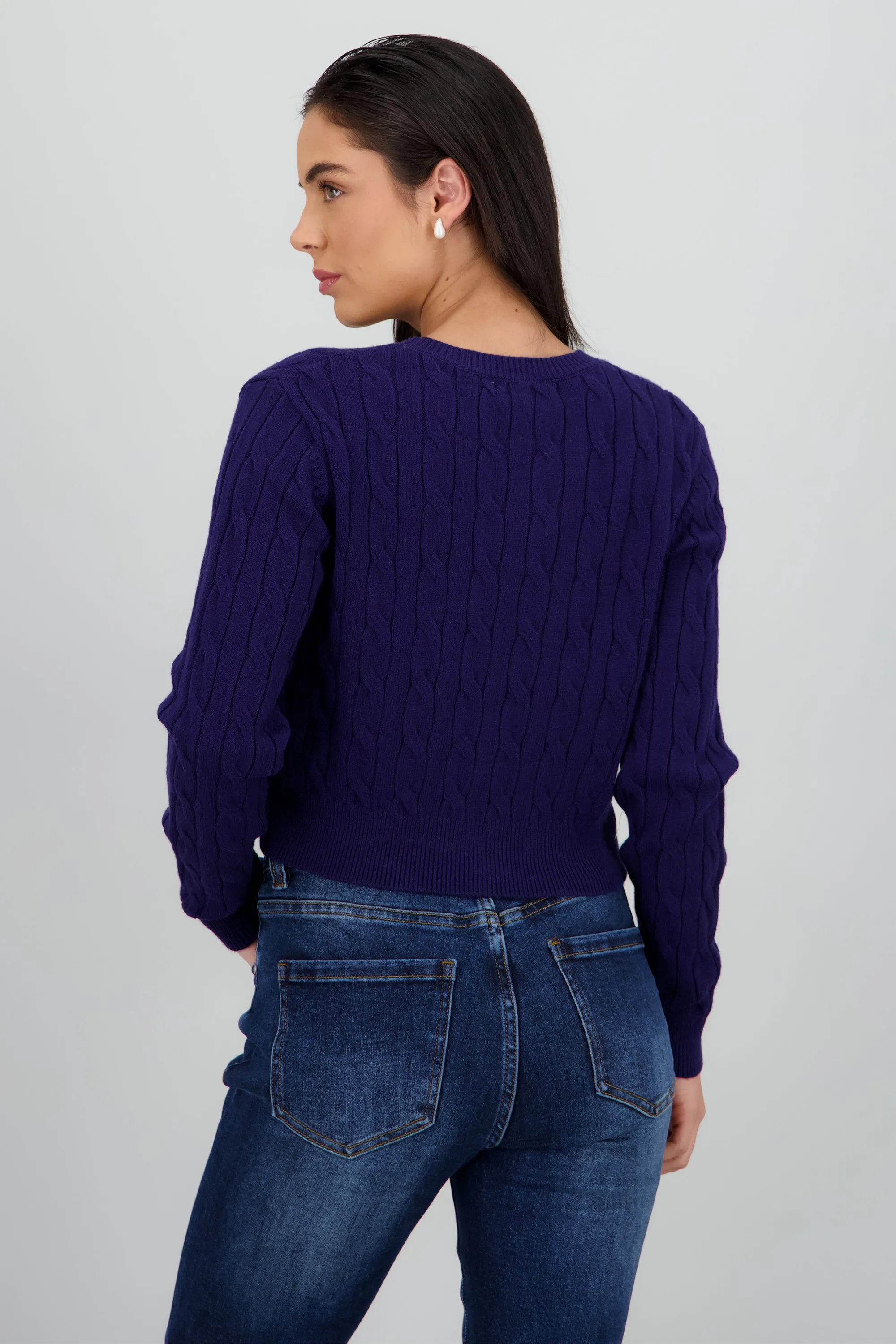 Sueter trenzado liso detalle bordado sold by Shasa product image thumbnail 4