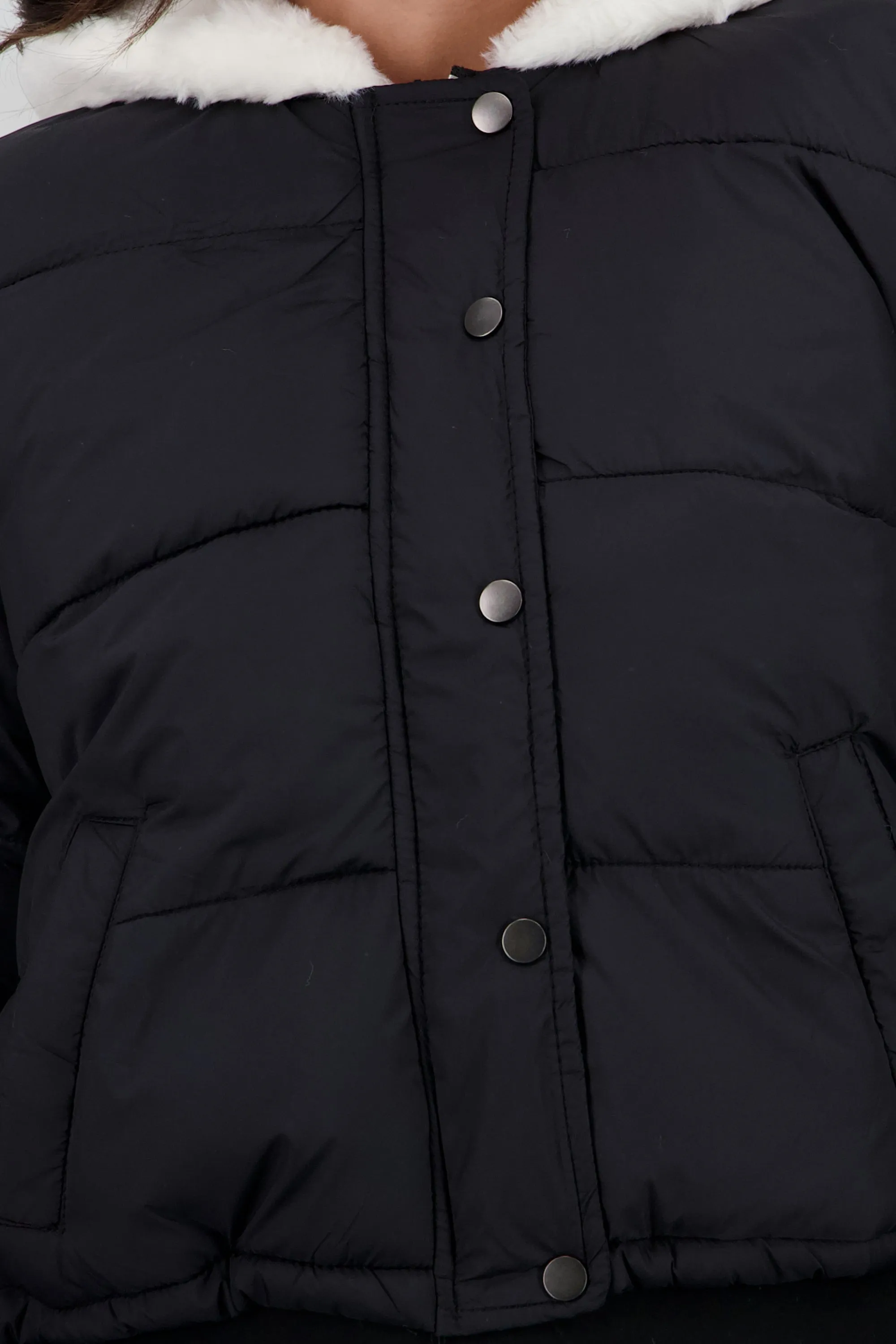 Puffer jacket con gorro peluche sold by Shasa product image thumbnail 5