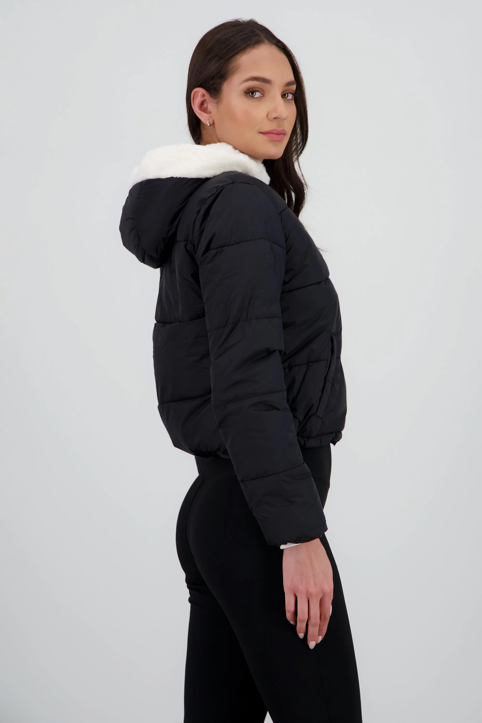Puffer jacket con gorro peluche sold by Shasa product image thumbnail 3