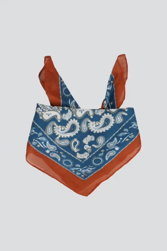 Pañuelo cenefa color sold by Shasa