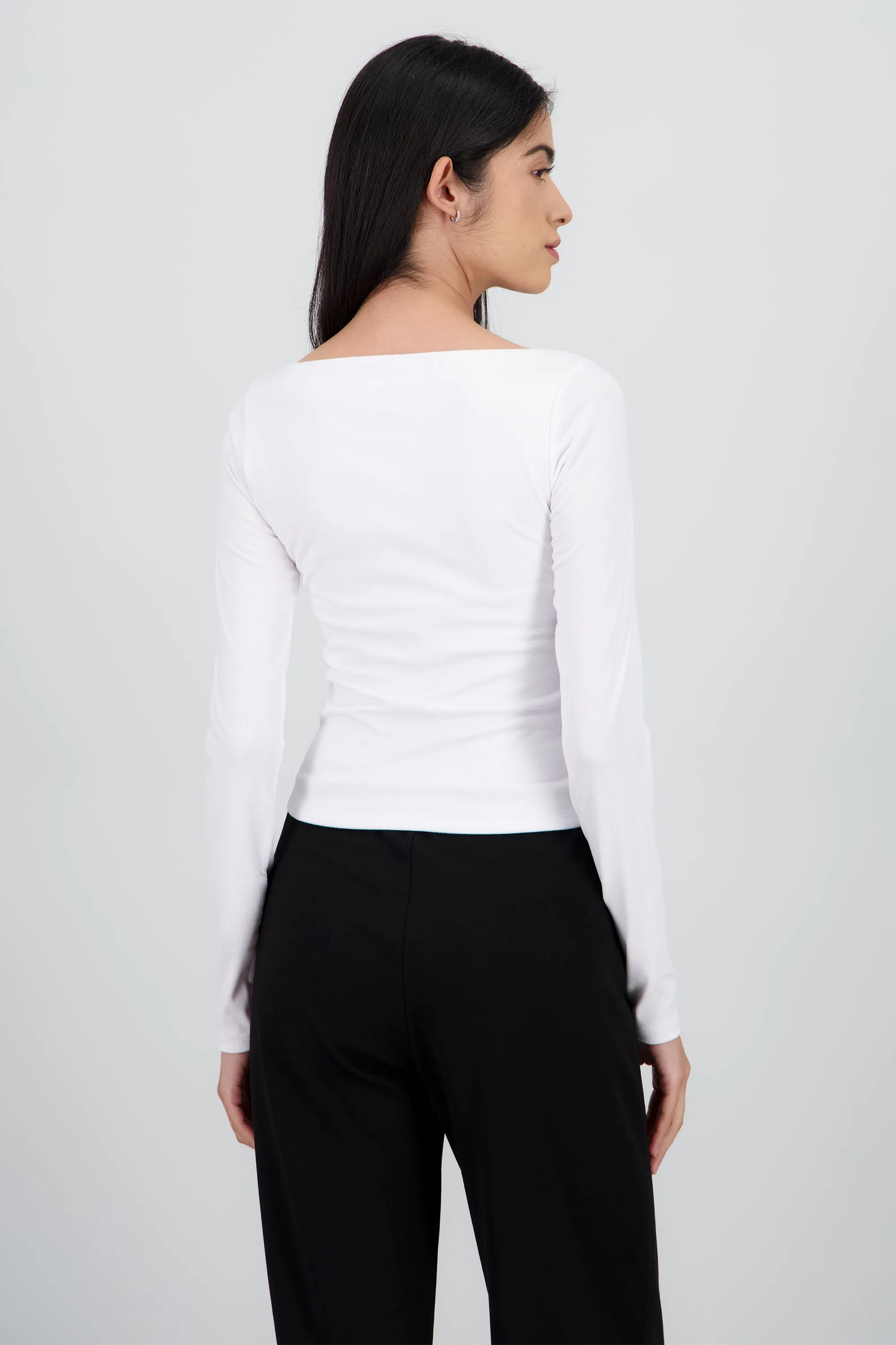 Top escote barco manga larga sold by Shasa product image thumbnail 4