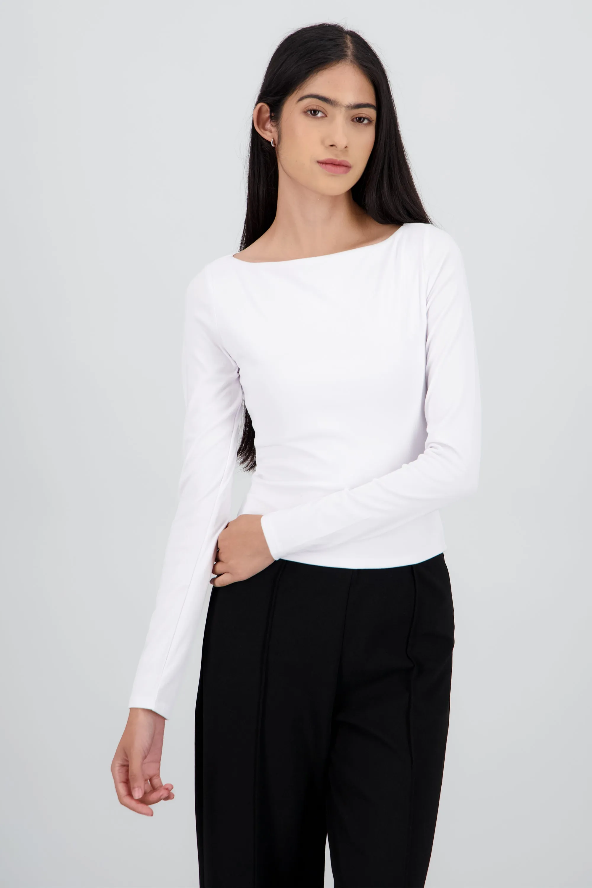 Top escote barco manga larga sold by Shasa product image thumbnail 2