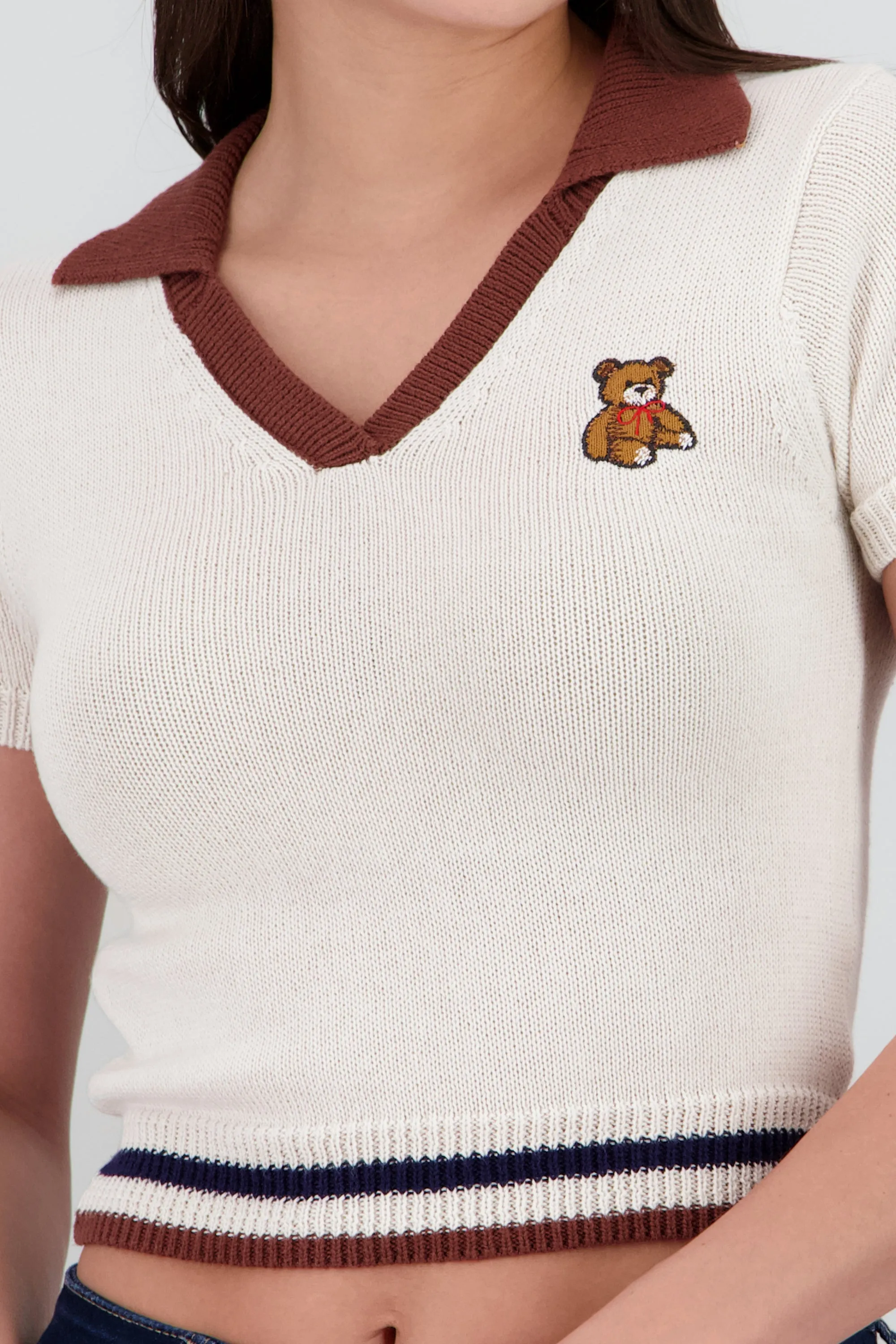 Top tipo polo contraste cuello oso sold by Shasa product image thumbnail 5