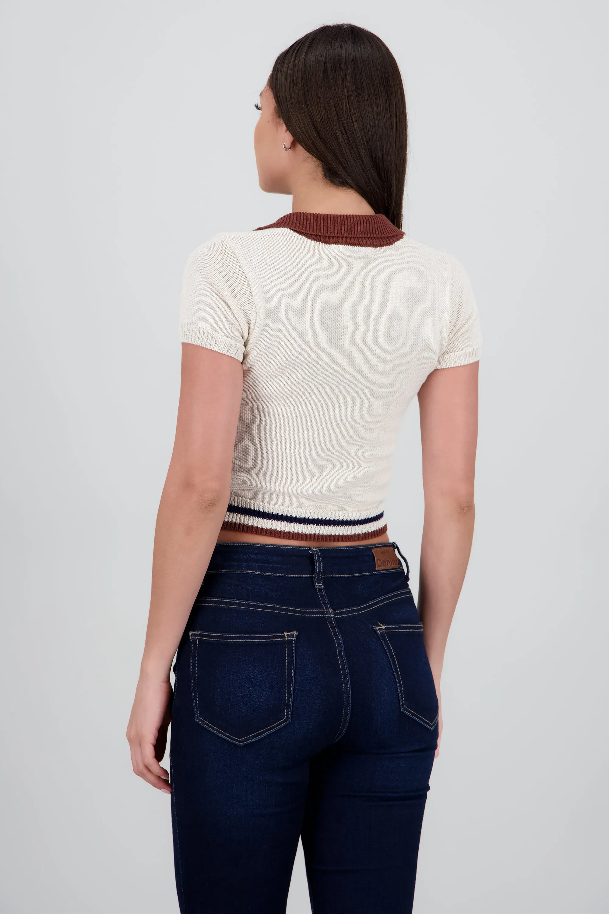 Top tipo polo contraste cuello oso sold by Shasa product image thumbnail 4