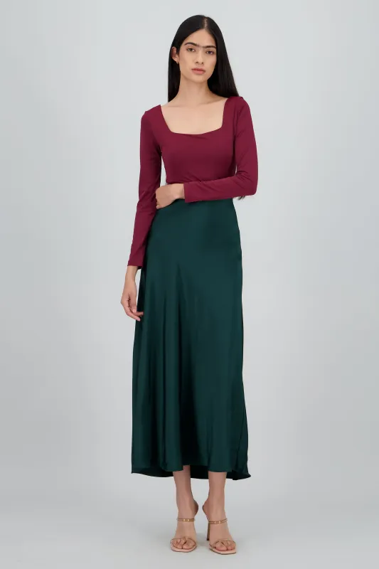 Falda midi satin abertura sold by Shasa