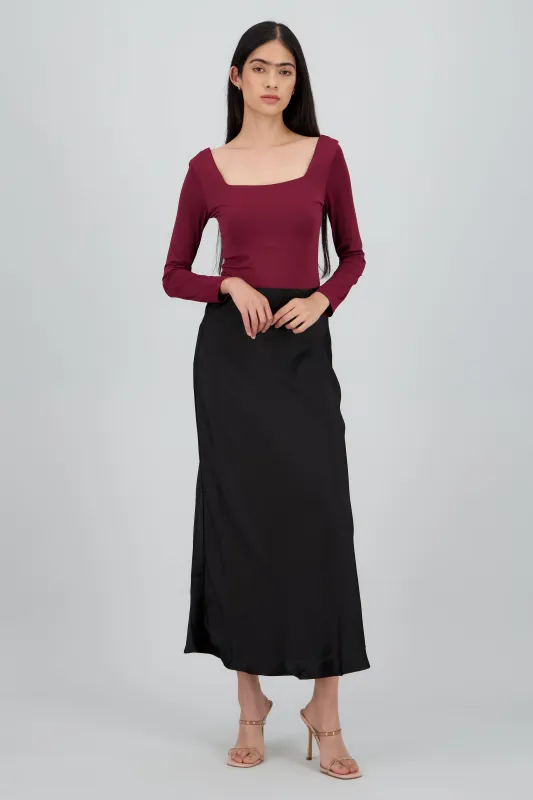 Falda midi satin abertura sold by Shasa