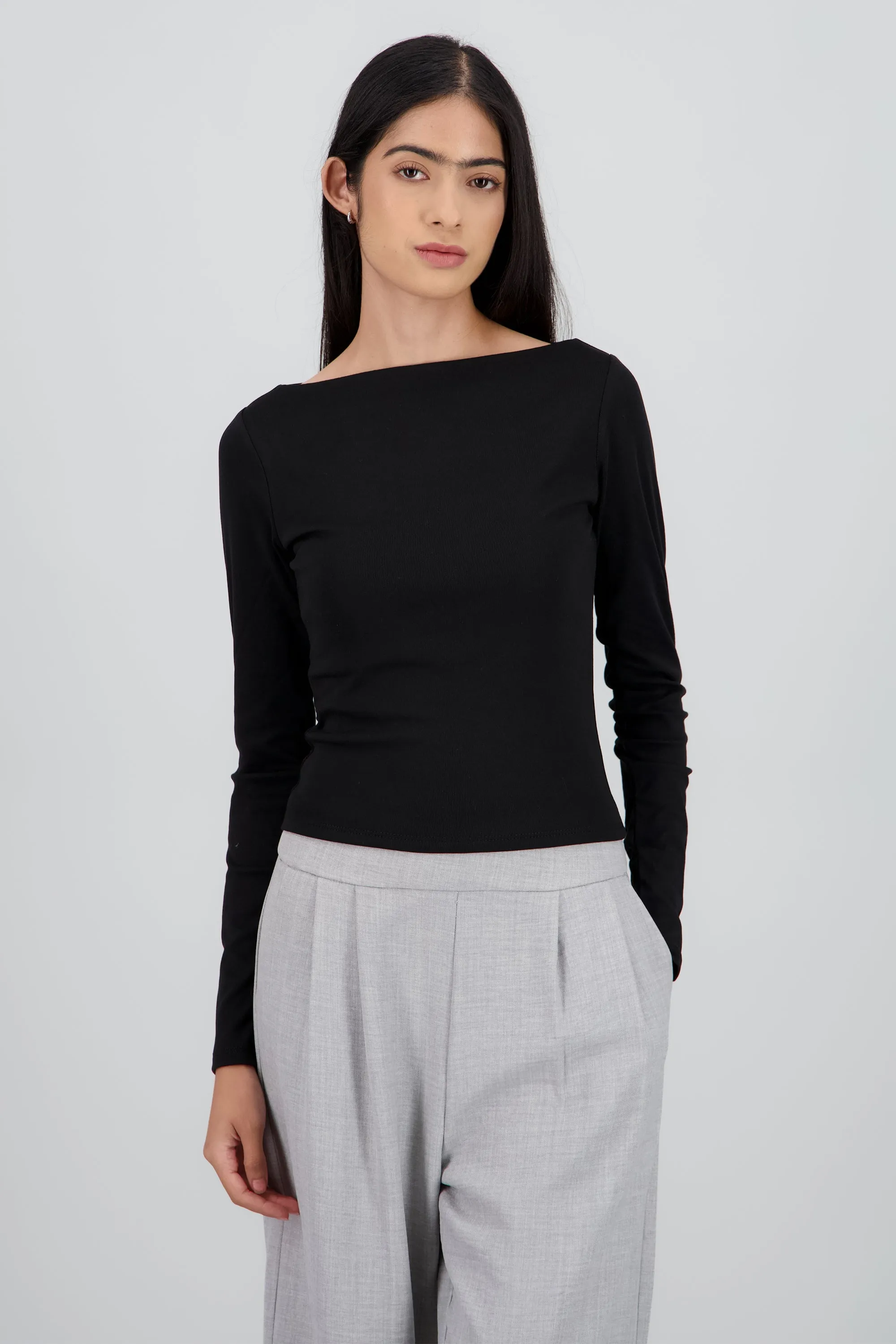 Top escote barco manga larga sold by Shasa product image thumbnail 2