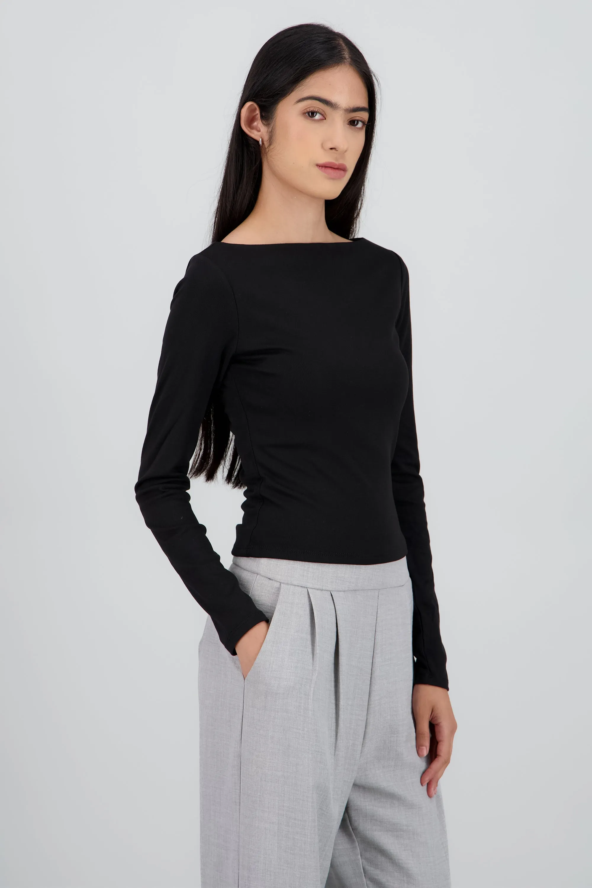 Top escote barco manga larga sold by Shasa product image thumbnail 3