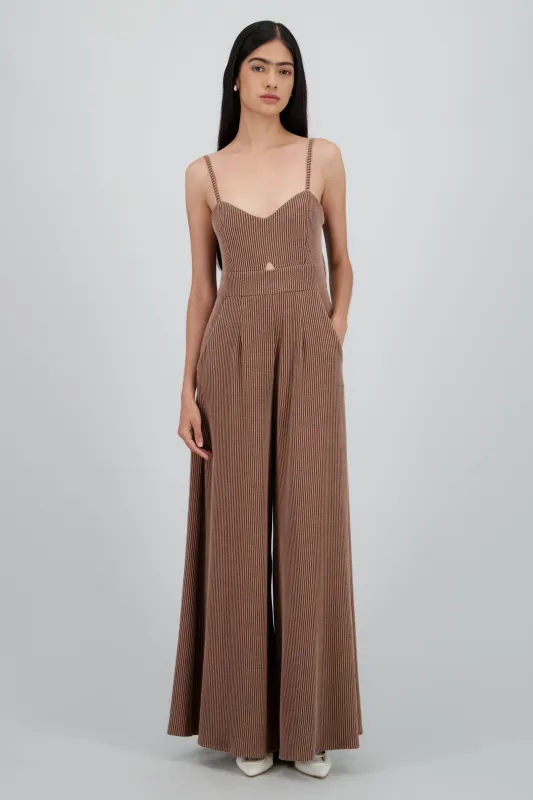 Jumpsuit tirantes detalle textura sold by Shasa