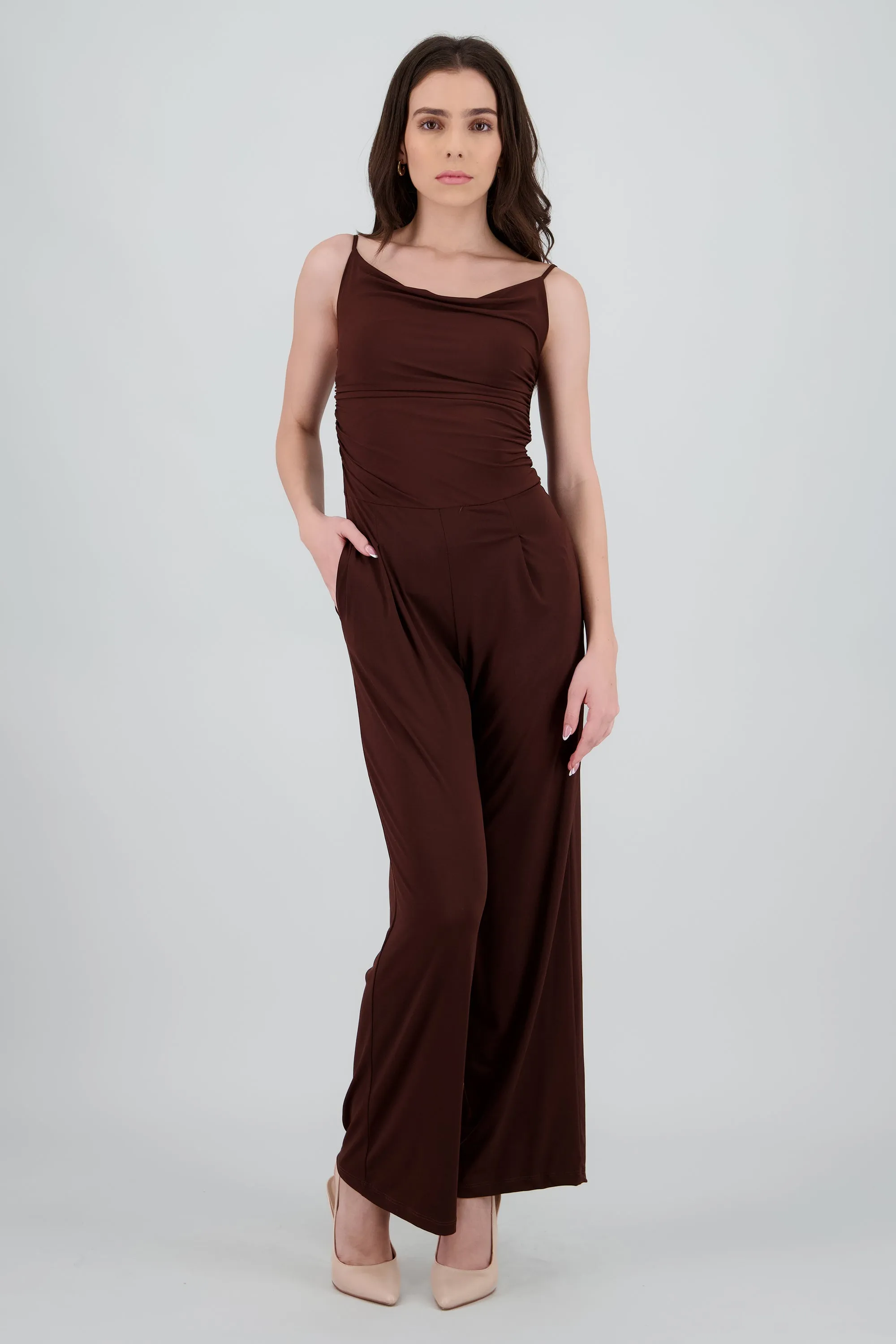 Jumpsuit tirantes drapeado liso sold by Shasa product image thumbnail 2