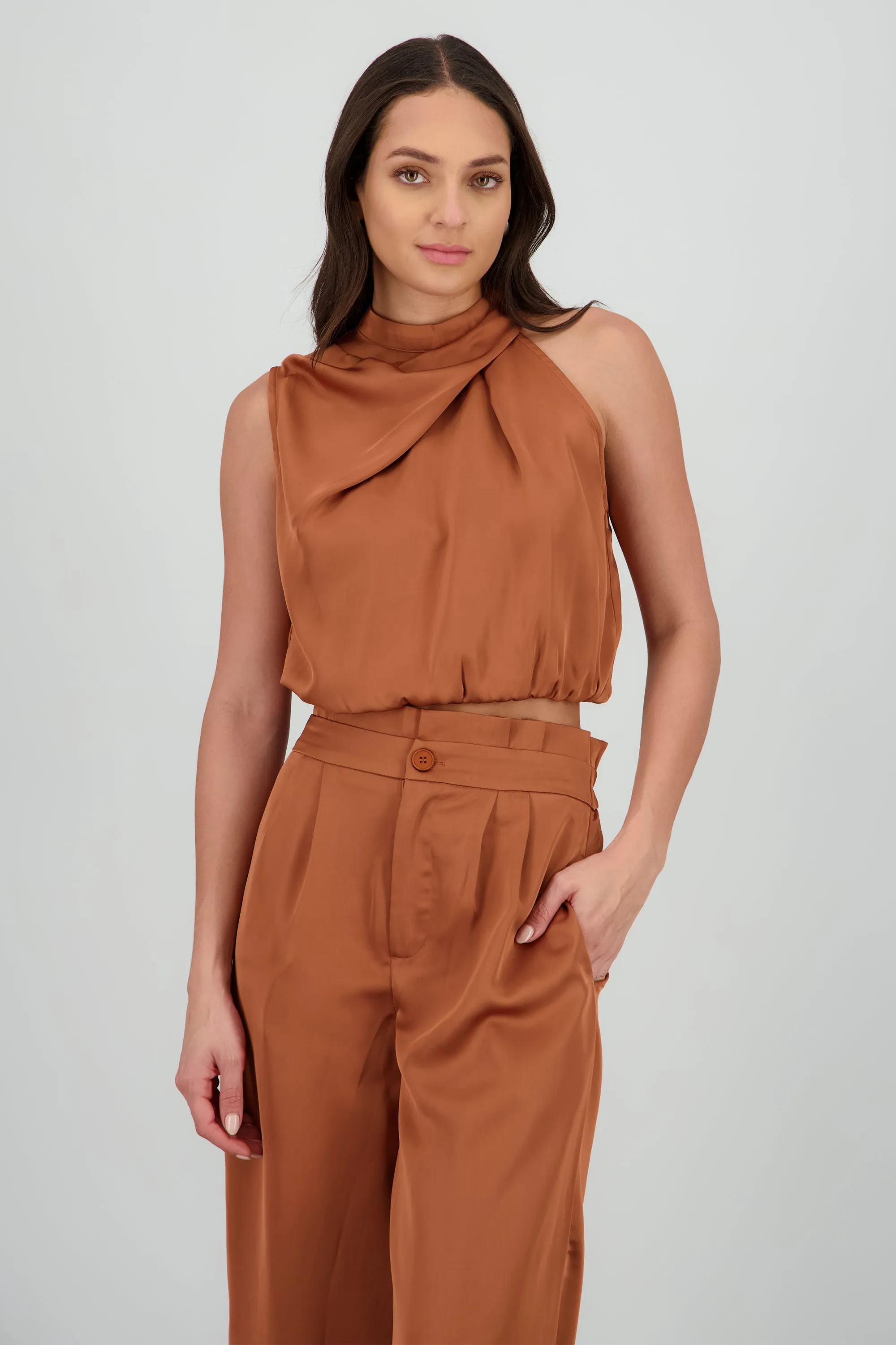 Top halter cruzado corto sold by Shasa product image thumbnail 2