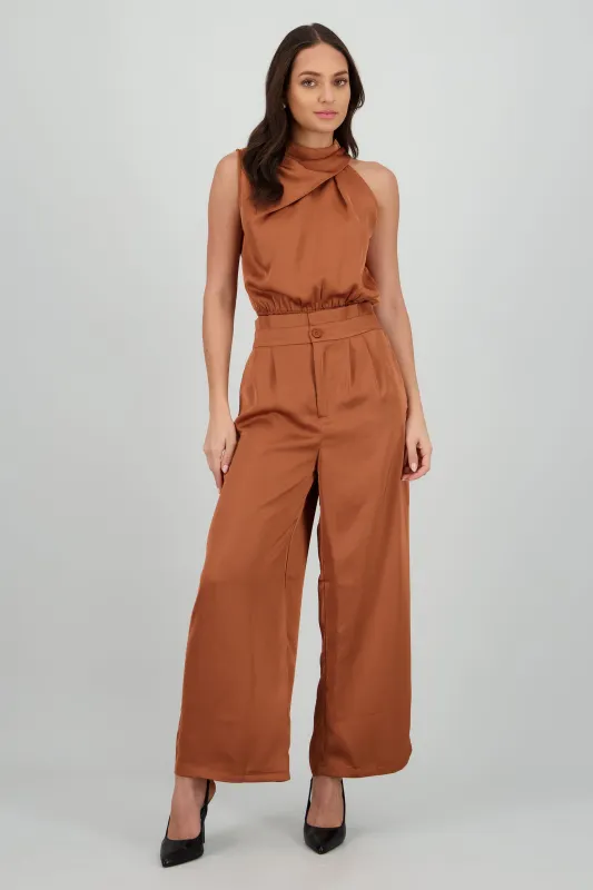Pantalon high waisted ligero wide leg sold by Shasa