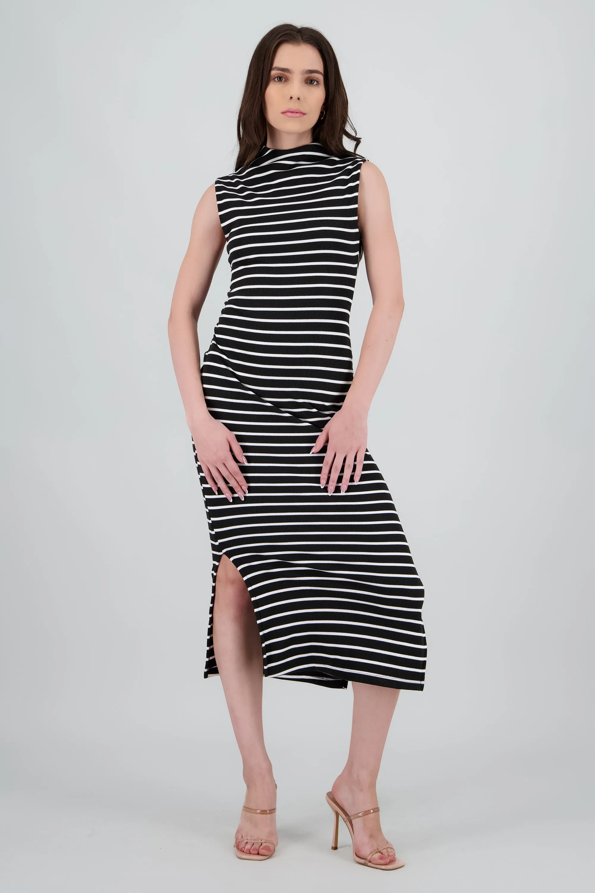 Vestido maxi rib cuello alto rayas sold by Shasa product image thumbnail 2