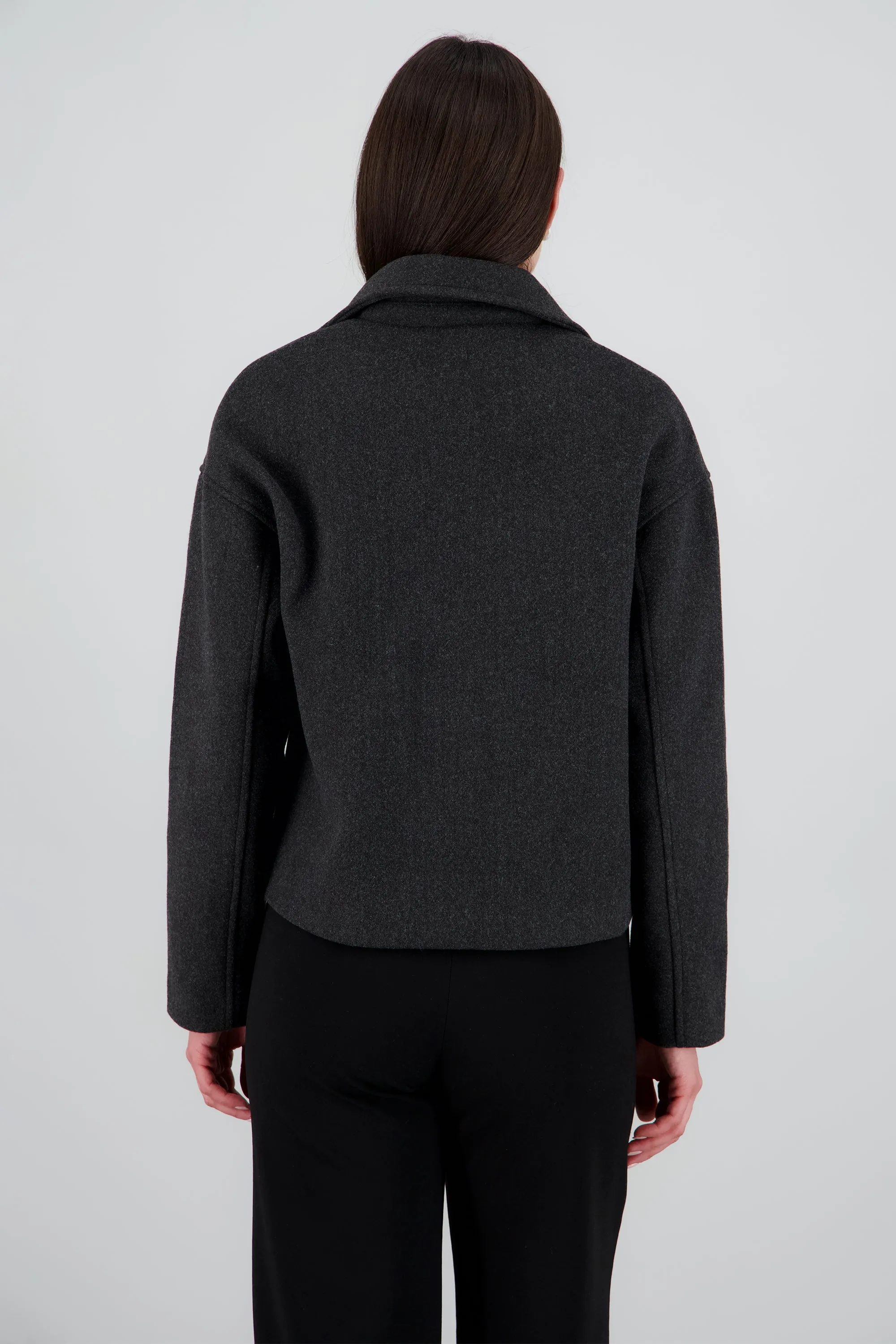 Abrigo corto con botones liso sold by Shasa product image thumbnail 4