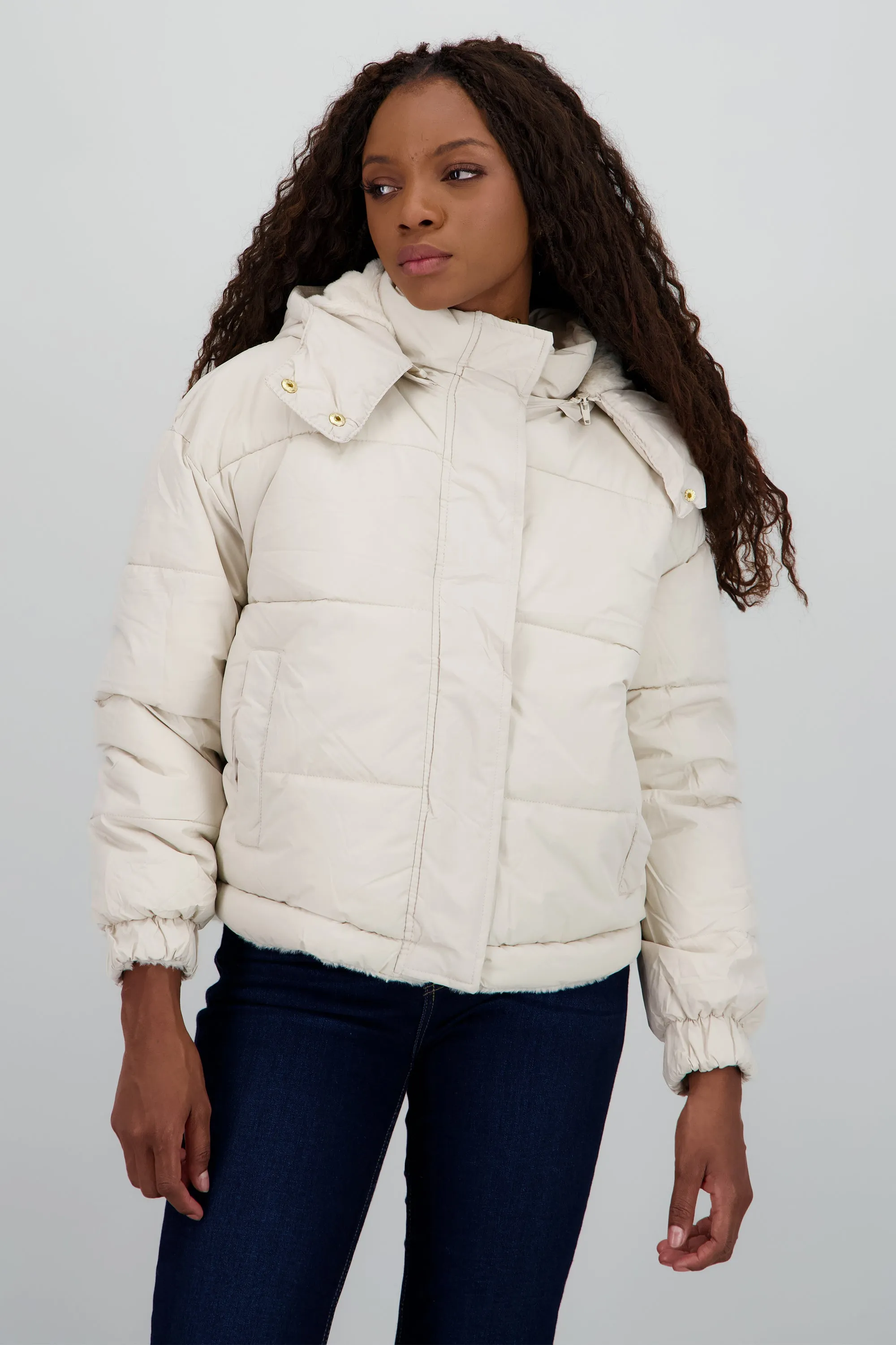 Chamarra capitonada con gorro sold by Shasa product image thumbnail 2