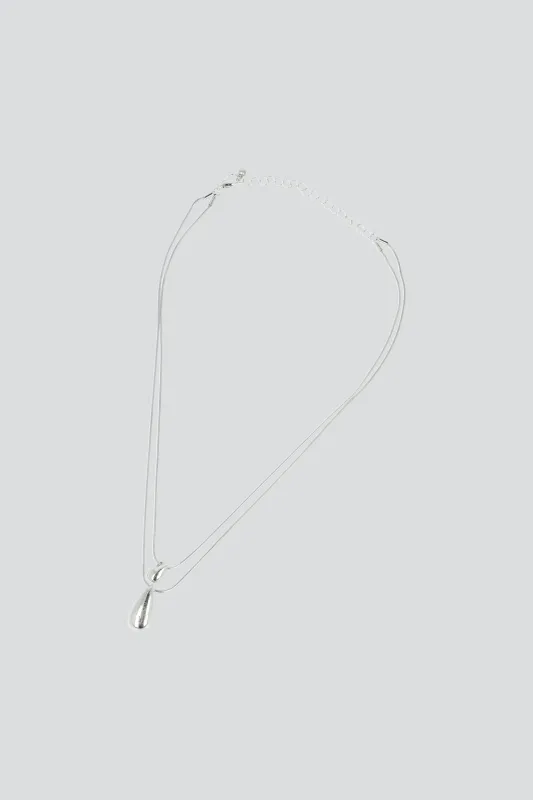 Collar 2 Capas Gota Metal sold by Shasa