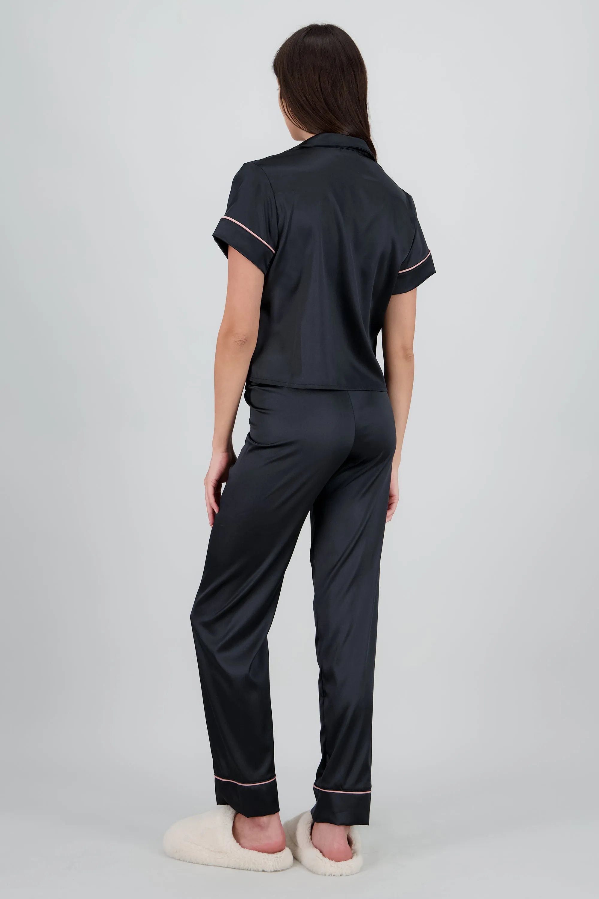 Pijama camisera satin pantalon m/c sold by Shasa product image thumbnail 4