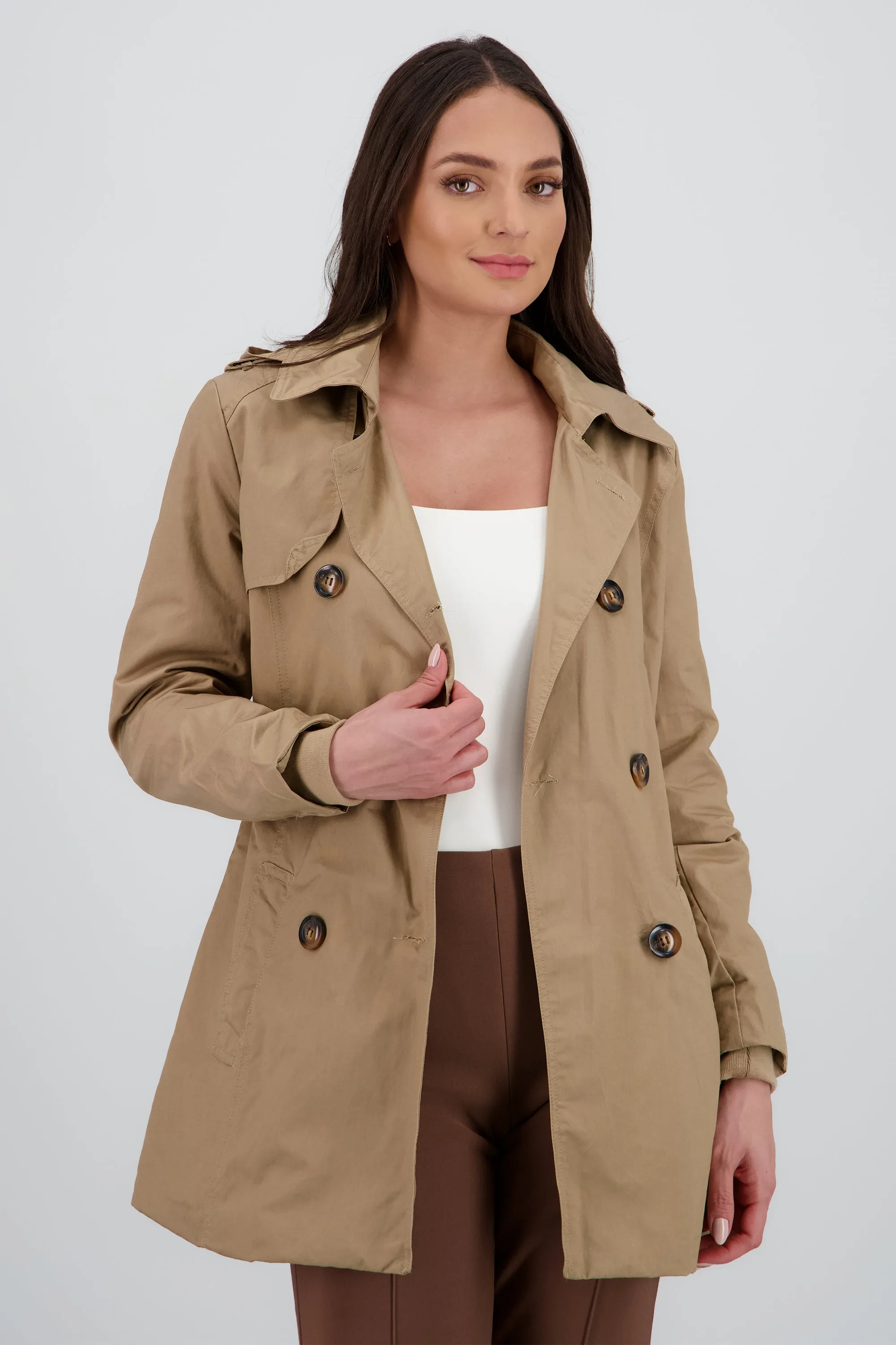 Gabardina con gorro sold by Shasa