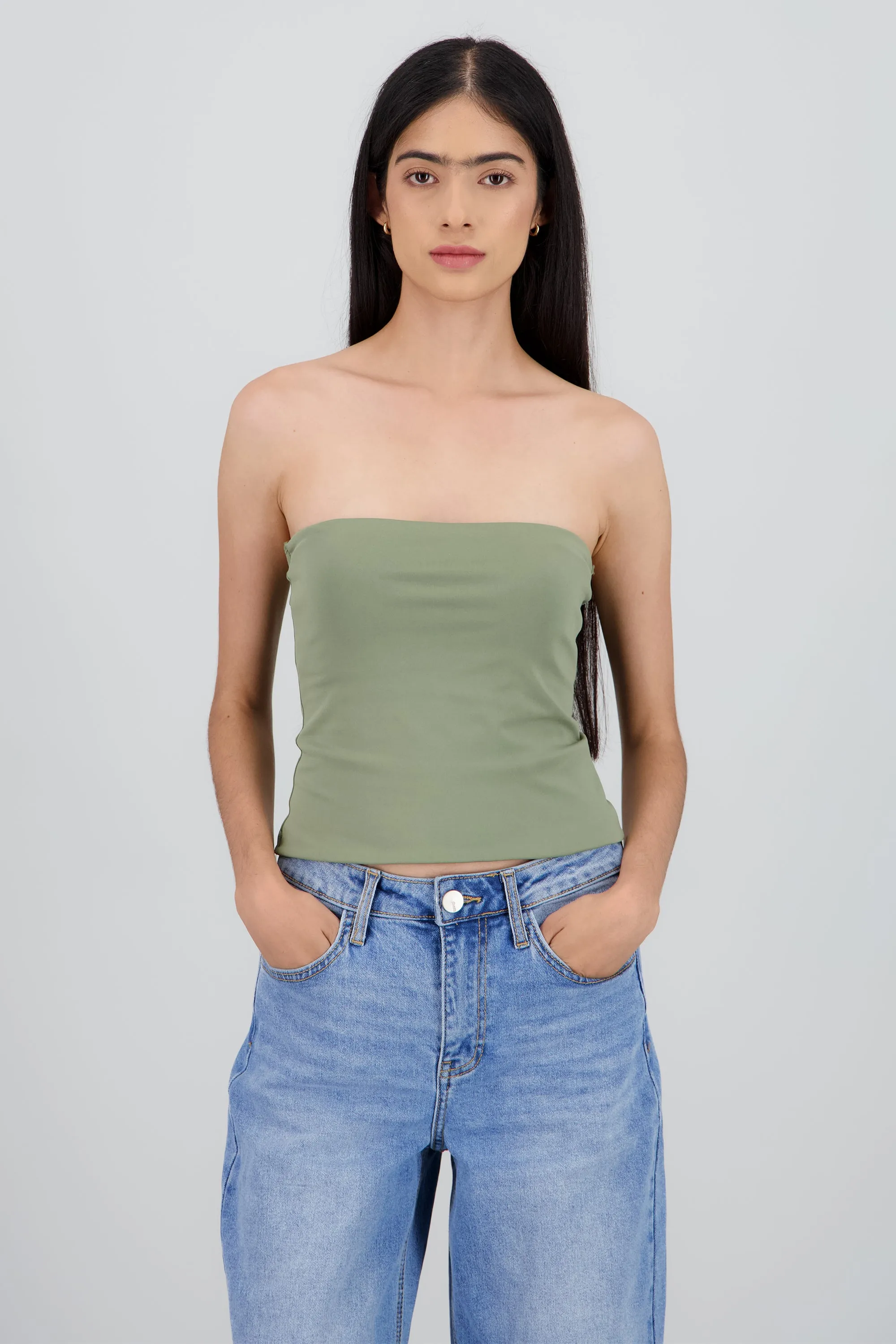 Top tubo liso doble tela sold by Shasa