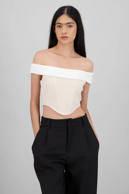 Top off shoulder contraste sold by Shasa