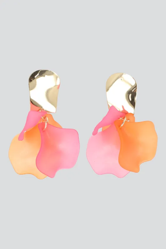 Aretes petalos color duo sold by Shasa