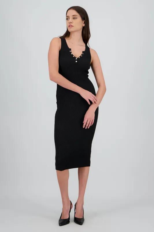 Vestido tejido liso con botones sold by Shasa