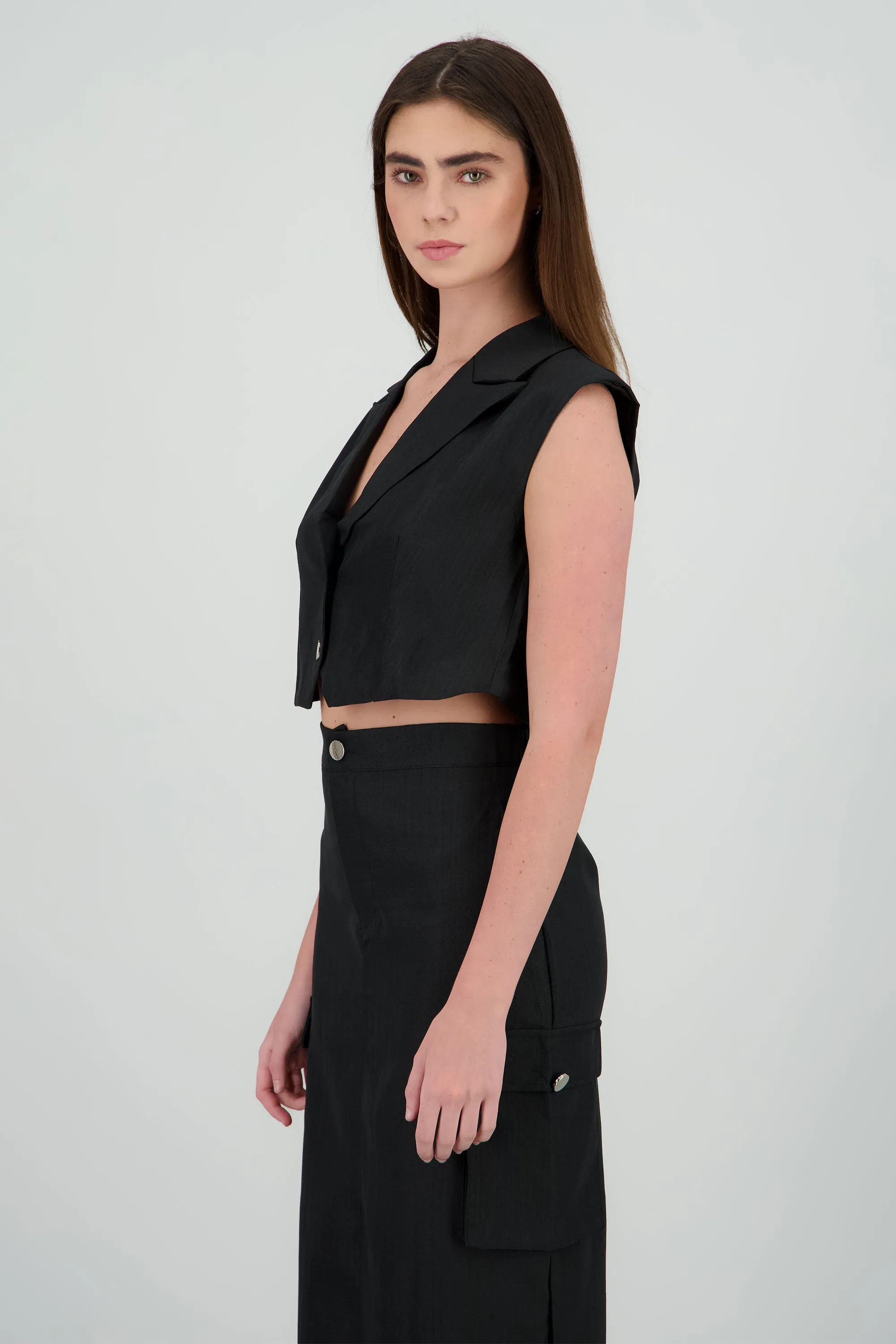 Chaleco corto con solapas sold by Shasa product image thumbnail 3