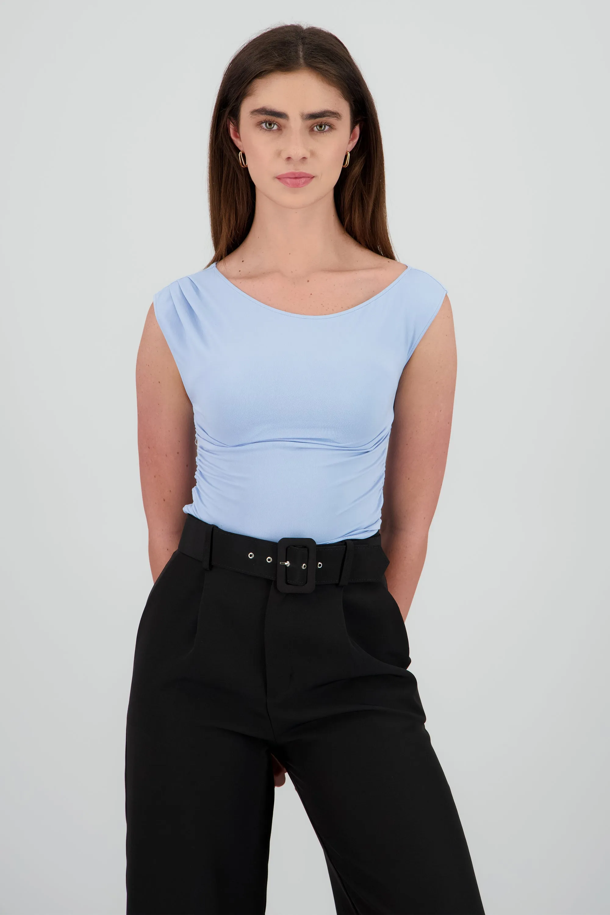 Top plisado sin mangas sold by Shasa product image thumbnail 2