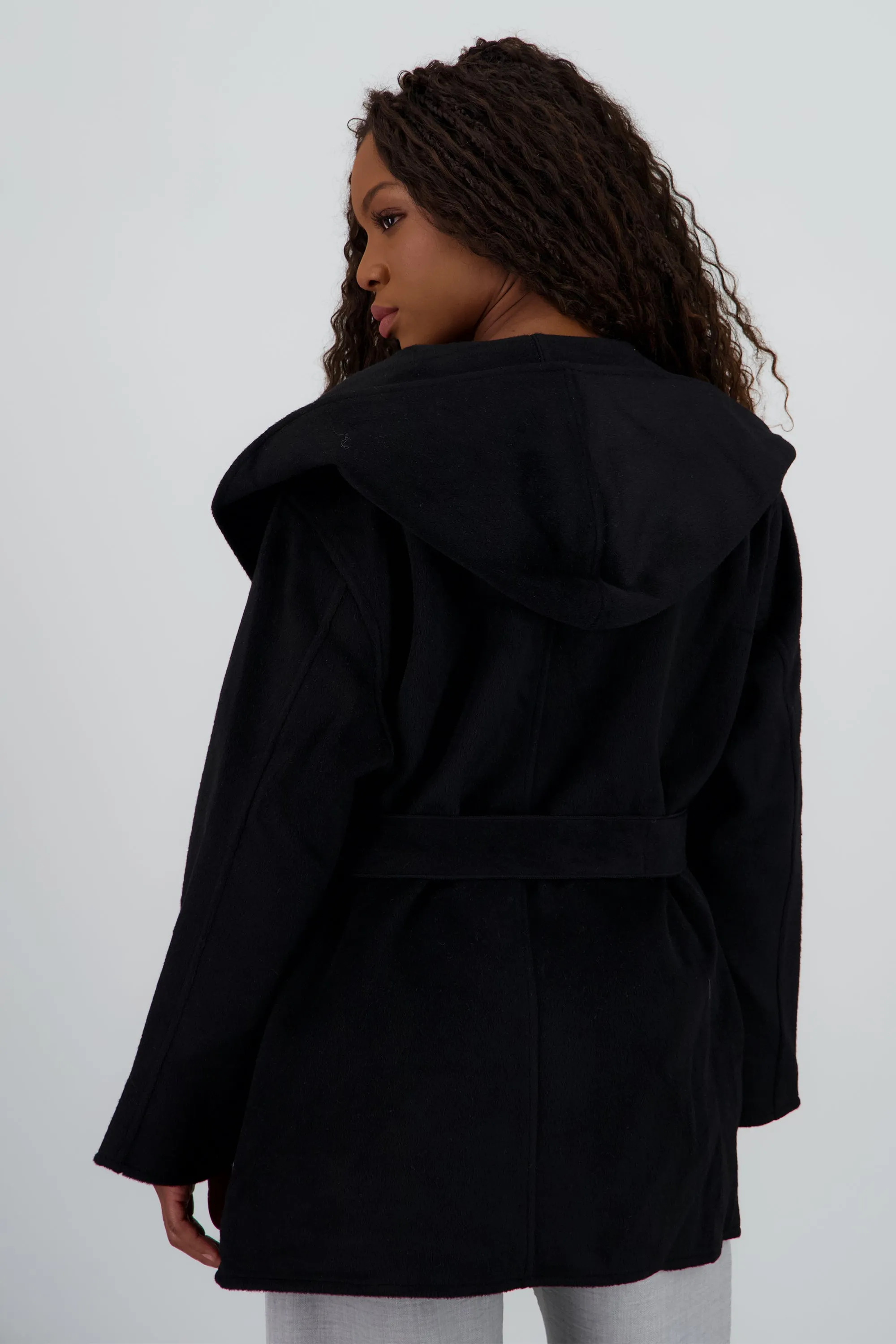 Abrigo corto detalle laso gorro sold by Shasa product image thumbnail 4