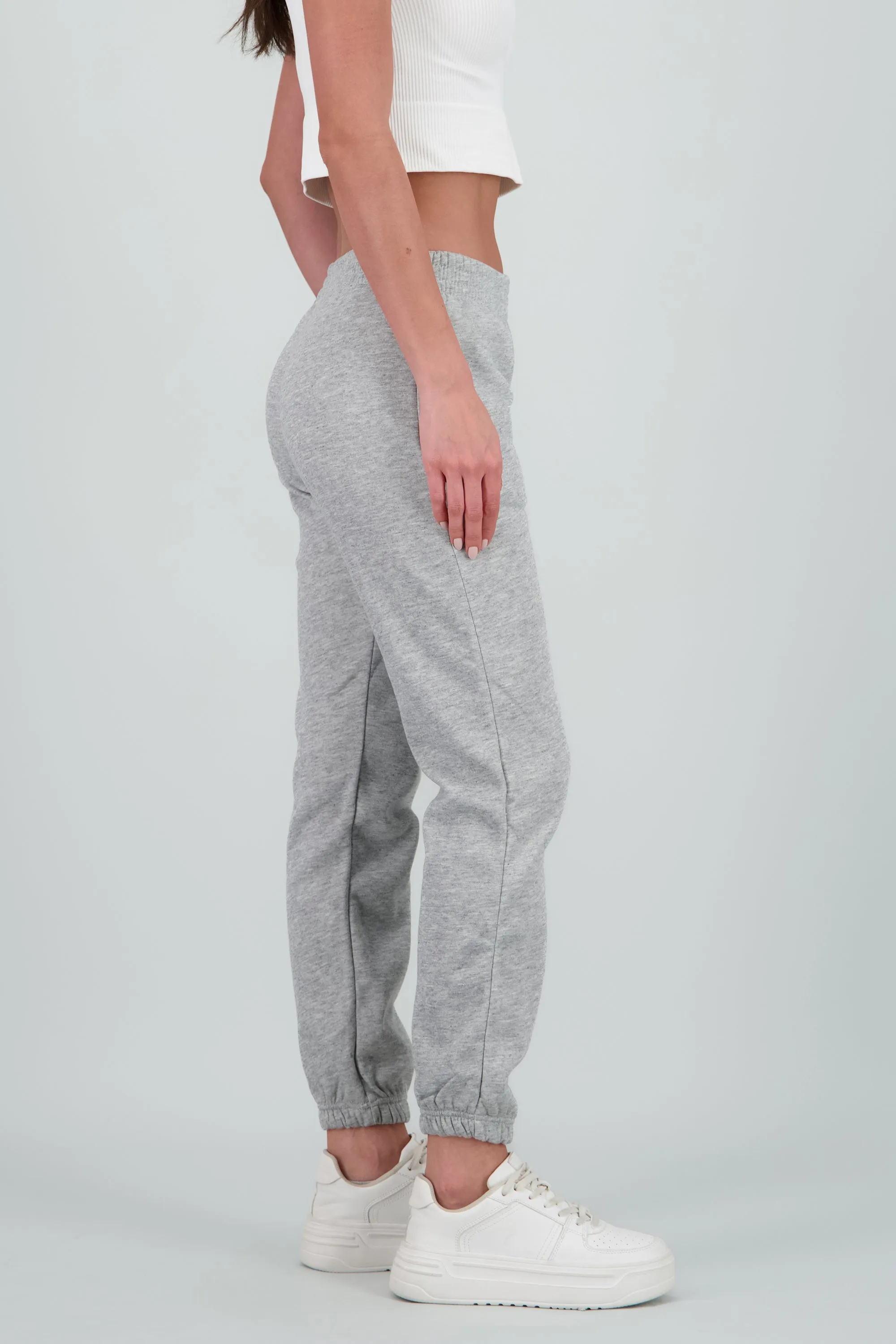 Jogger liso con bolsas sold by Shasa product image thumbnail 3