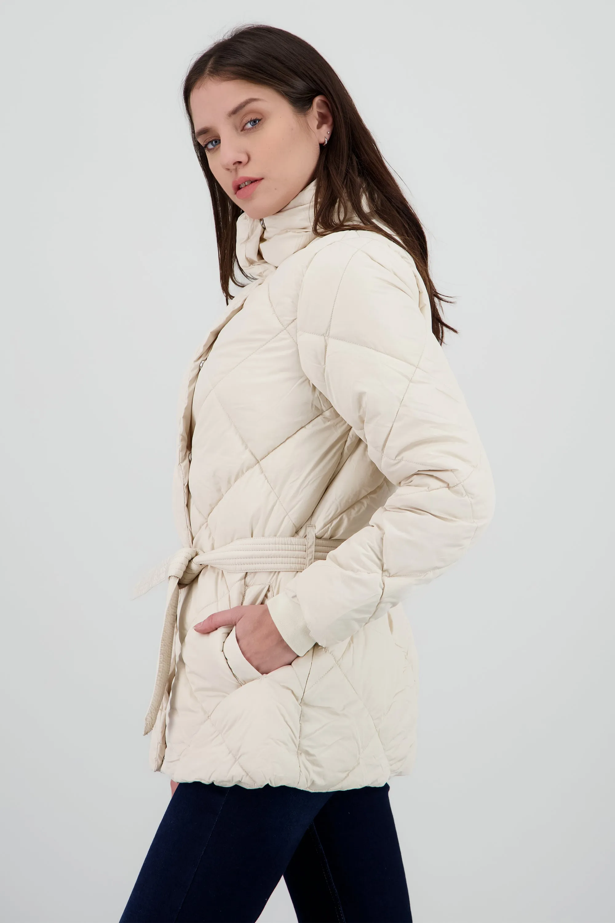 Chamarra puffer capitonada con cuello alto sold by Shasa product image thumbnail 3