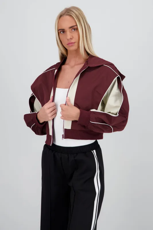 Chamarra ligera detalle contraste sold by Shasa