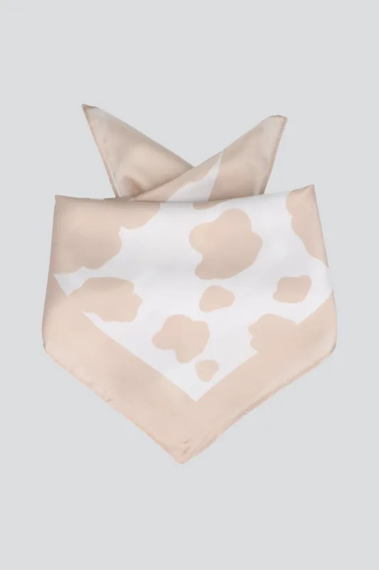 Pañuelo print vaca sold by Shasa