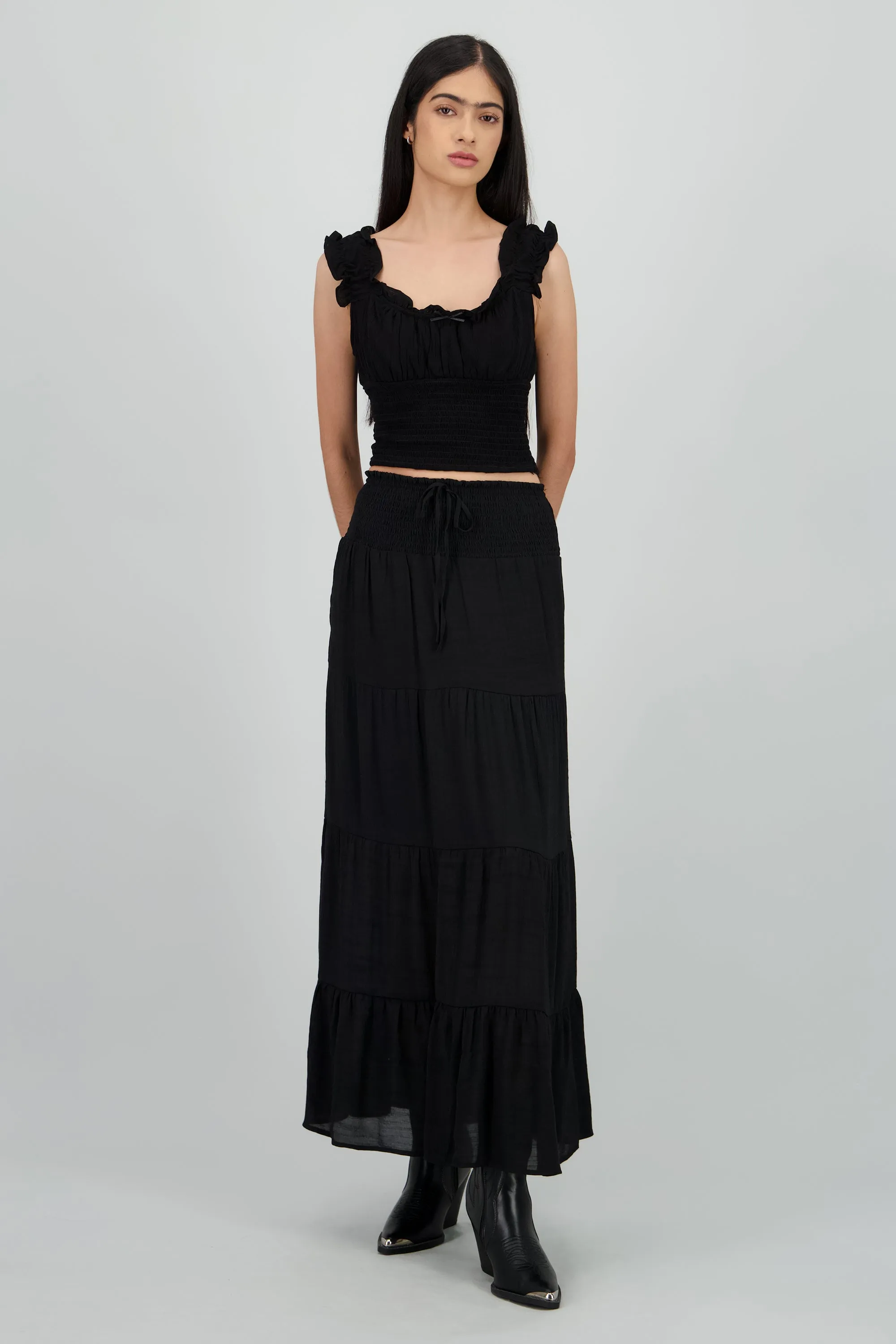 Falda maxi smock sold by Shasa