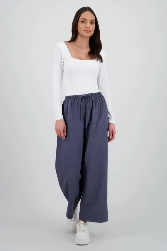 Pantalon liso sold by Shasa