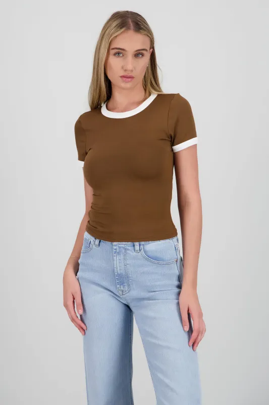 Top cuello redondo contraste sold by Shasa