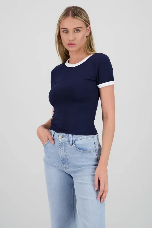 Top cuello redondo contraste sold by Shasa