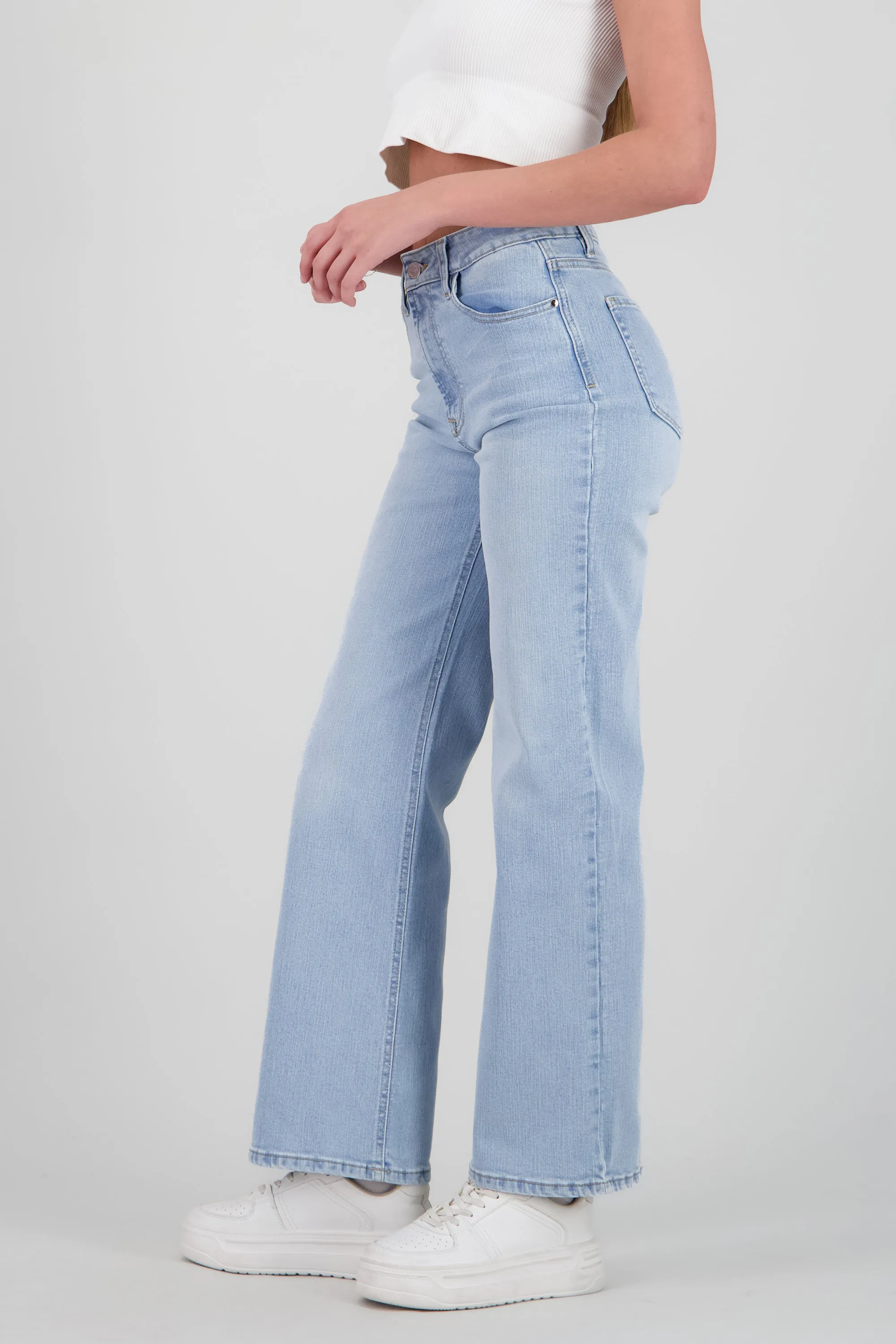 Jeans wide leg ultra confort sold by Shasa product image thumbnail 3