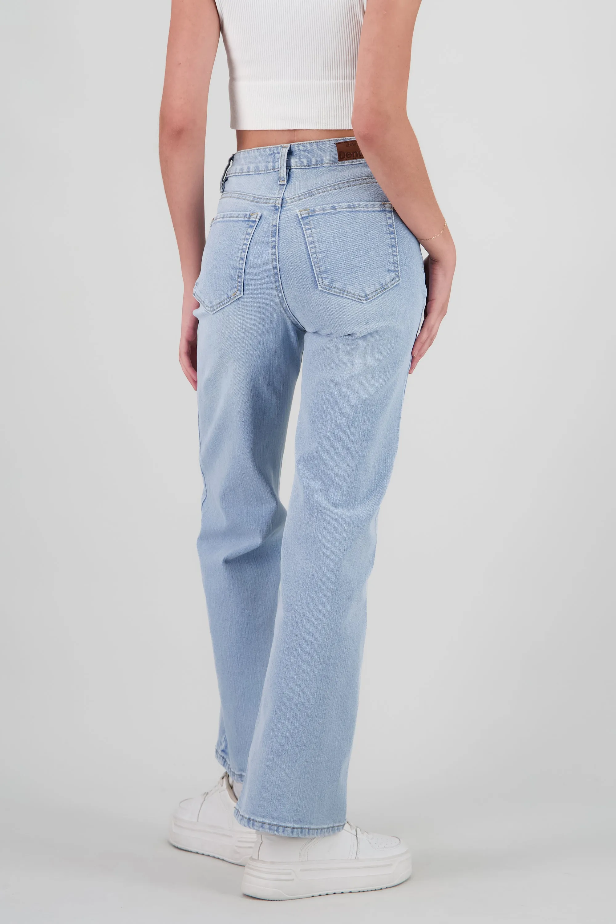 Jeans wide leg ultra confort sold by Shasa product image thumbnail 4
