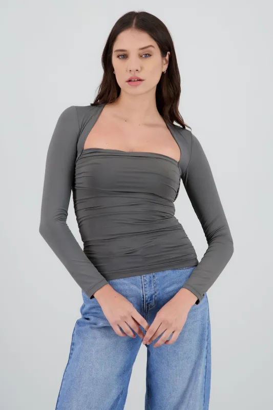 Top manga larga drapeado sold by Shasa