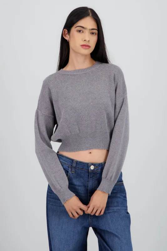 Sueter cuello redondo crop sold by Shasa