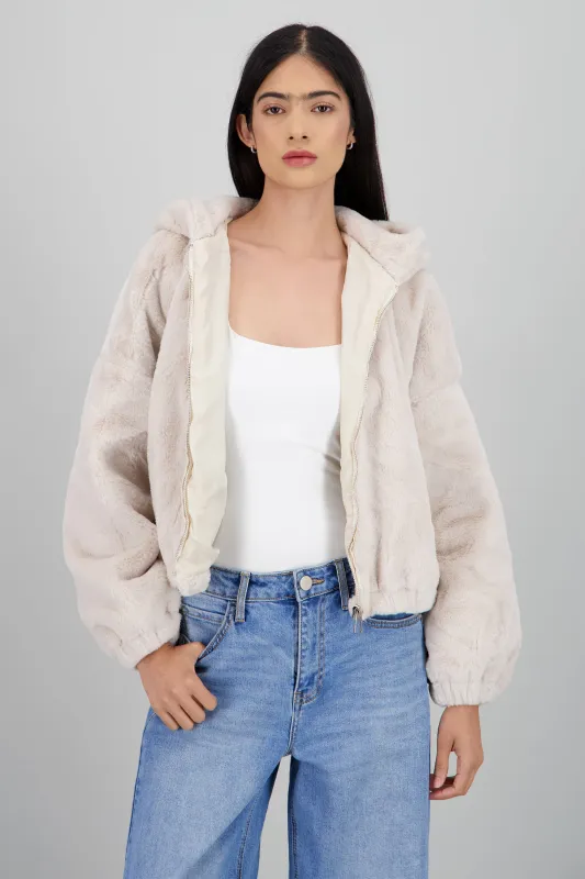 Bomber peluche con gorro sold by Shasa