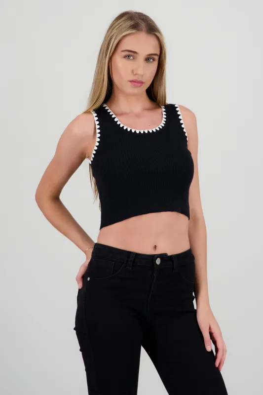 Top tejido con detalle bordado sold by Shasa