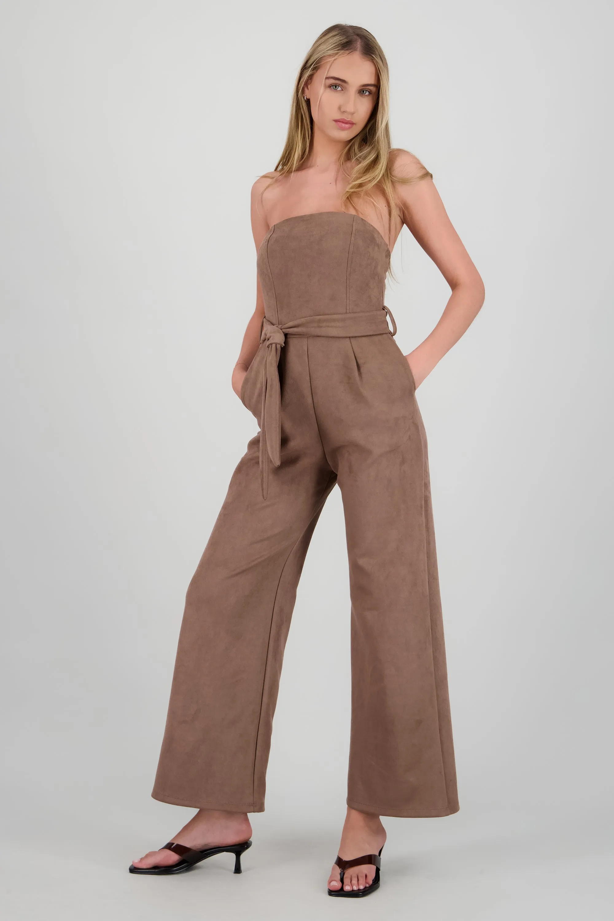 Jumpsuit strapless de suede sold by Shasa product image thumbnail 2
