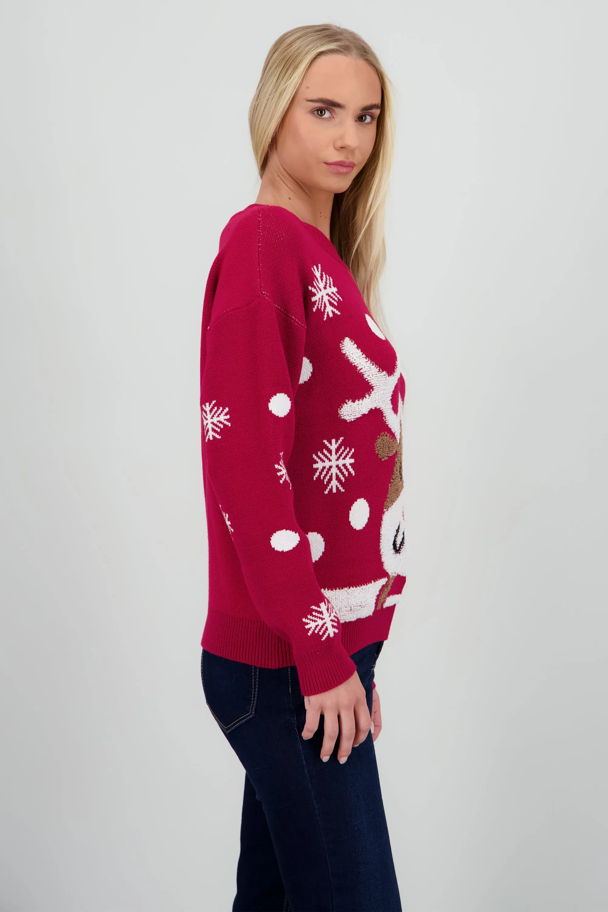 Sueter navideño reno copos sold by Shasa product image thumbnail 3