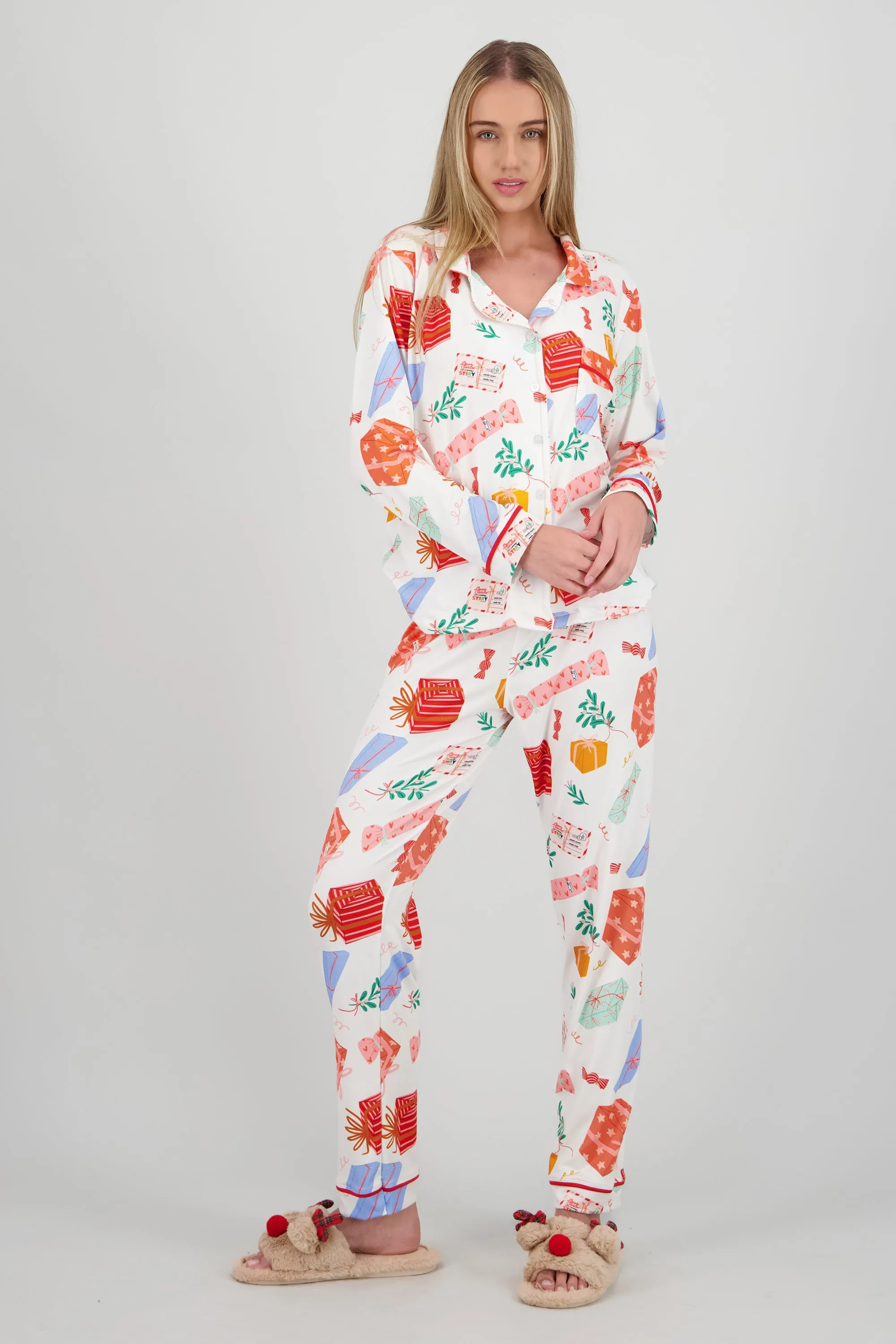 Pijama estampado navideño sold by Shasa product image thumbnail 2